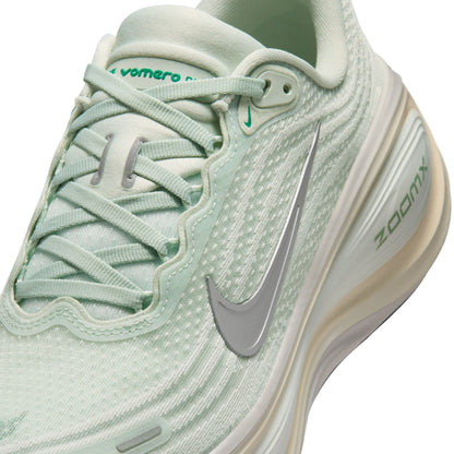 Vomero Plus - Women's