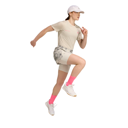 Own The Run Spray Dye Shorts - Women's